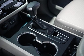 https://dvg-vehicle-assets.s3.amazonaws.com/1204082/70s6pifvfe3a27v0ry7r5d3mu.jpg