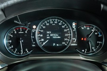 https://dvg-vehicle-assets.s3.amazonaws.com/1204083/1qnckc1yq05apgv5uzglryjnv.jpg