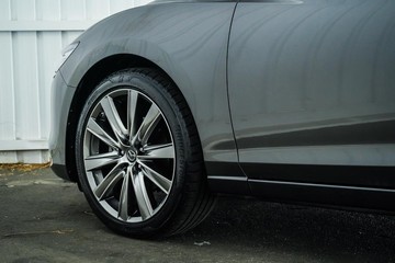https://dvg-vehicle-assets.s3.amazonaws.com/1204083/6idgm9dhoux3e4qby8414ty9v.jpg
