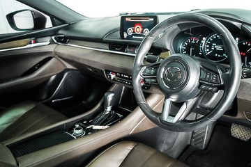 https://dvg-vehicle-assets.s3.amazonaws.com/1204083/8mli4dixqkbs4e12xx2tsyaaa.jpg