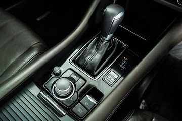 https://dvg-vehicle-assets.s3.amazonaws.com/1204083/rg1yqtxabc6o55i53m327fl4.jpg