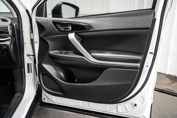 https://dvg-vehicle-assets.s3.amazonaws.com/1204090/1a66c2i1vigf5aj1un8m2idgf.jpg