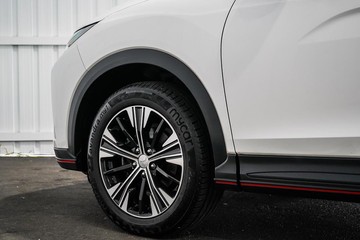 https://dvg-vehicle-assets.s3.amazonaws.com/1204090/35hepxoqmp1d9bxd96wnqg7qj.jpg