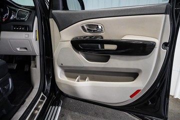 https://dvg-vehicle-assets.s3.amazonaws.com/1204093/c1u27b2pu42rywglpvpmxrmkh.jpg