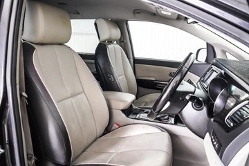 https://dvg-vehicle-assets.s3.amazonaws.com/1204093/dymq4tye43mu80de0k0yjvq8i.jpg