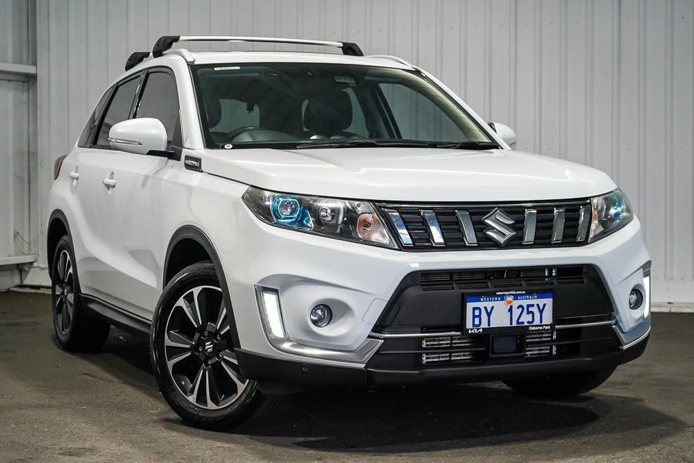 Suzuki Vitara image 1
