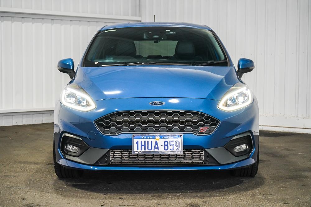 Ford Fiesta image 3