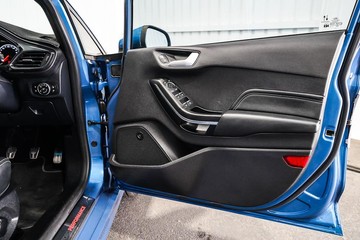 https://dvg-vehicle-assets.s3.amazonaws.com/1204096/6onnn7ggsenty1a7ml2u5j4hg.jpg