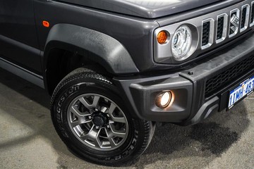 https://dvg-vehicle-assets.s3.amazonaws.com/1204111/5bje3xf50g95bt3pa5wpo04js.jpg