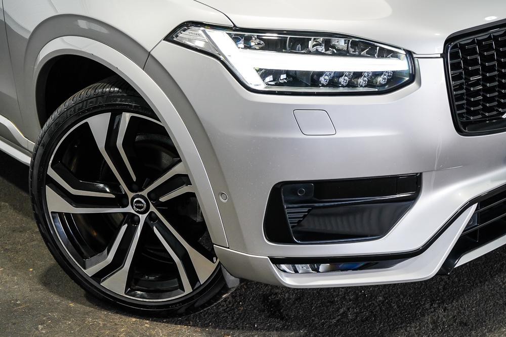Volvo Xc90 image 2