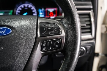 https://dvg-vehicle-assets.s3.amazonaws.com/1204118/1i1n8and38t9e94dhqcjts7r5.jpg
