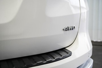 https://dvg-vehicle-assets.s3.amazonaws.com/1204118/b0awngxx9znoqwrqhyk2v8hfq.jpg