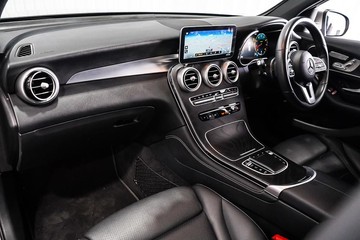 https://dvg-vehicle-assets.s3.amazonaws.com/1204119/8jv7kjdbgxkbl23u1xah4ok8s.jpg