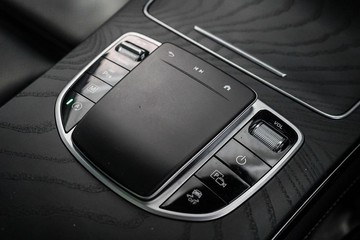 https://dvg-vehicle-assets.s3.amazonaws.com/1204119/d3fxcf2i0u1m9yi1mhzzviu1a.jpg