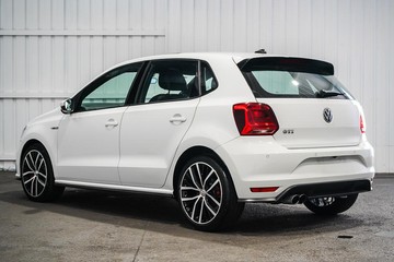 https://dvg-vehicle-assets.s3.amazonaws.com/1204121/2h3pui5qfdvv0cdy3h8opo2jf.jpg