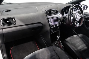 https://dvg-vehicle-assets.s3.amazonaws.com/1204121/3sm0q8ytsgjdiw8e4h6rpvkvr.jpg