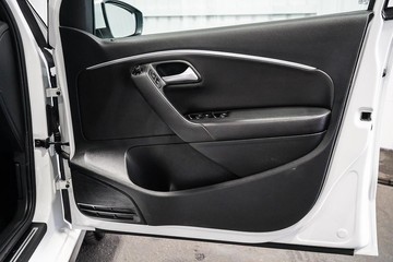 https://dvg-vehicle-assets.s3.amazonaws.com/1204121/507wcjtf94s8kl4c1o69bgbbe.jpg