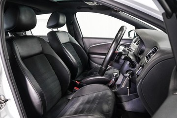 https://dvg-vehicle-assets.s3.amazonaws.com/1204121/dw2zrl2hiwqnd2yfdvizw7kc3.jpg