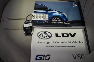 https://dvg-vehicle-assets.s3.amazonaws.com/1204122/5oajsn20zqoaxuhnxemoxus2p.jpg