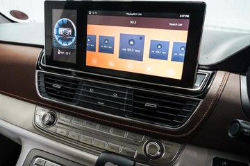 https://dvg-vehicle-assets.s3.amazonaws.com/1204122/cjg2idmiha33ixpa6cc06fv32.jpg