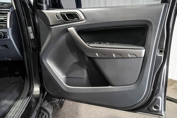 https://dvg-vehicle-assets.s3.amazonaws.com/1204132/2q7szz1jaag5lfkg46am4uzmv.jpg