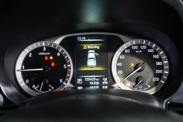 https://dvg-vehicle-assets.s3.amazonaws.com/1204135/eod9sk52mm5ibma0jnu9j1g1r.jpg