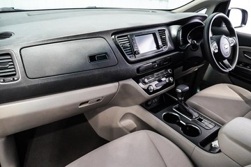 https://dvg-vehicle-assets.s3.amazonaws.com/1204138/dgt1qxroorgc6iq4idr100jxz.jpg