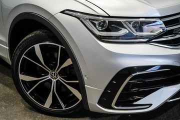 https://dvg-vehicle-assets.s3.amazonaws.com/1204139/2rycrxlcly1lduikghaujqv1z.jpg