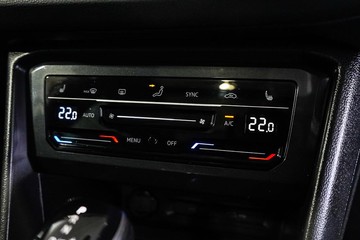 https://dvg-vehicle-assets.s3.amazonaws.com/1204139/8i6sea24pydm4s0qk7ac21x20.jpg