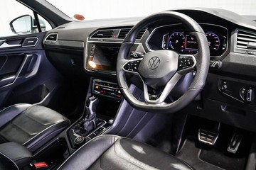 https://dvg-vehicle-assets.s3.amazonaws.com/1204139/912amqfb7pgqp7h3u5vlv5mwr.jpg
