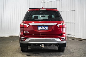 https://dvg-vehicle-assets.s3.amazonaws.com/1204140/1flsiiyh1jy7yx2klw7sfiqi8.jpg