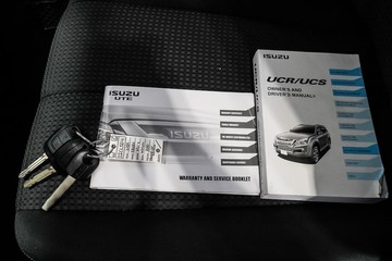 https://dvg-vehicle-assets.s3.amazonaws.com/1204140/1tiyizrtrcnlzgluxe0db5oyn.jpg