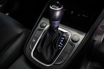 https://dvg-vehicle-assets.s3.amazonaws.com/1204145/eg68o13ecutaqk6mb6u257msz.jpg