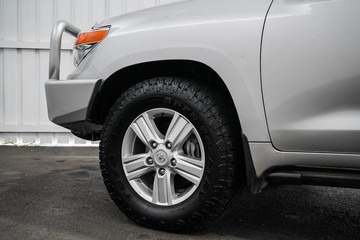 https://dvg-vehicle-assets.s3.amazonaws.com/1204151/5ez9banr2774pfkytnskut4yb.jpg