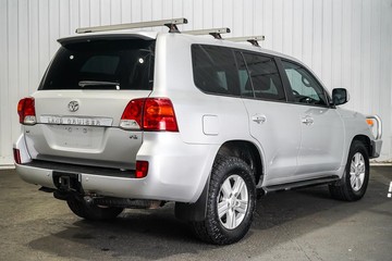 https://dvg-vehicle-assets.s3.amazonaws.com/1204151/dlxr6vr4jdluv3wyyomw4deuz.jpg