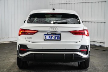 https://dvg-vehicle-assets.s3.amazonaws.com/1204152/60c8mnfahus67pfqjg9l14jax.jpg