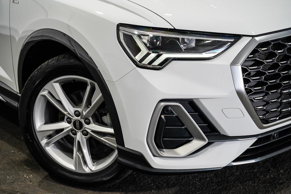 Audi Q3 image 2
