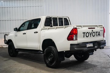 https://dvg-vehicle-assets.s3.amazonaws.com/1204160/48gp6ksercegm9td2eh630mbe.jpg