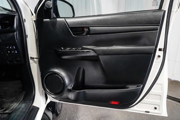 https://dvg-vehicle-assets.s3.amazonaws.com/1204160/9nanpsm4kqe2b9v54y0ahnxbd.jpg