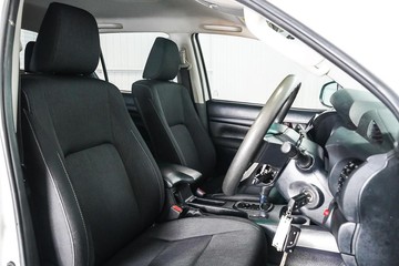 https://dvg-vehicle-assets.s3.amazonaws.com/1204160/b98loiuggtydv0qk7jp76nims.jpg