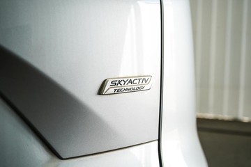 https://dvg-vehicle-assets.s3.amazonaws.com/1204163/djfz9qsypvzyn35un7biyxily.jpg