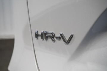 https://dvg-vehicle-assets.s3.amazonaws.com/1204176/8fqaqz6zl4c0tcxsnsyt8fkqz.jpg