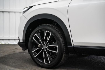 https://dvg-vehicle-assets.s3.amazonaws.com/1204176/8tcm7au17safy8m1p7ggqrrau.jpg