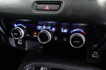 https://dvg-vehicle-assets.s3.amazonaws.com/1204176/cpoglxzbs86tevdu5219cg1l3.jpg
