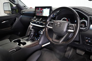 https://dvg-vehicle-assets.s3.amazonaws.com/1204225/7c0a888iwnaw9m0ub41vl96fp.jpg