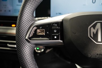 https://dvg-vehicle-assets.s3.amazonaws.com/1204229/274rf7cgrmdtys1w8m646ax8n.jpg