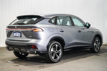 https://dvg-vehicle-assets.s3.amazonaws.com/1204229/7qcihqtcvz6njfgndus1fisa.jpg
