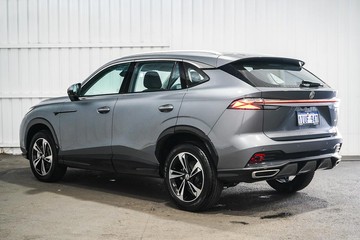 https://dvg-vehicle-assets.s3.amazonaws.com/1204229/9egpwjtuvnibzrsjvqlybka1f.jpg
