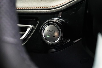 https://dvg-vehicle-assets.s3.amazonaws.com/1204229/jjgvhrvylwy1zltcgcxrigd5.jpg