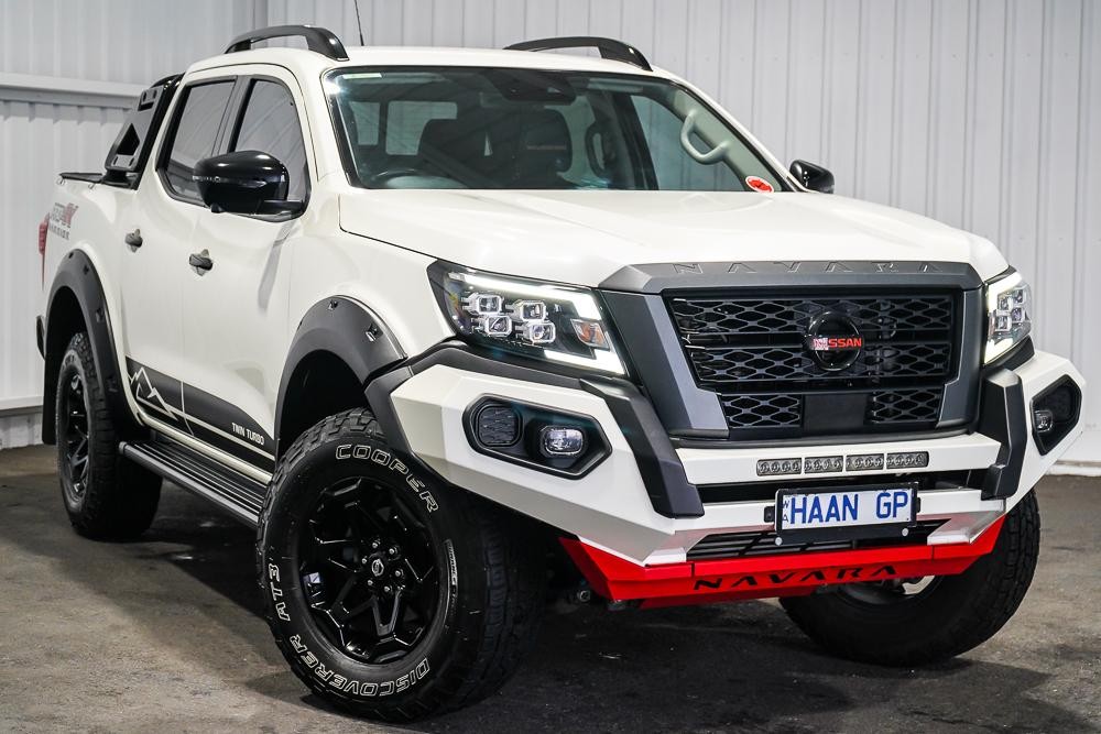 Nissan Navara image 1